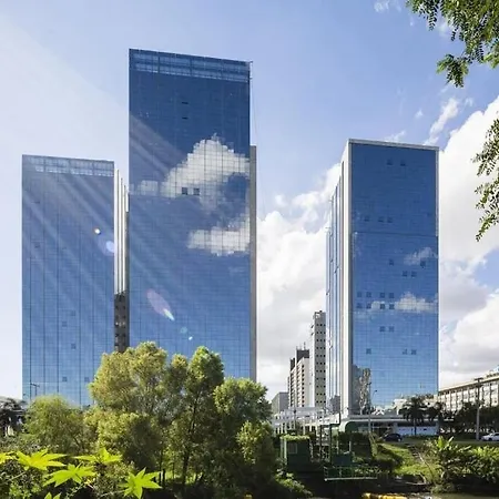 Hostly - Trend City - Praia De Belas.